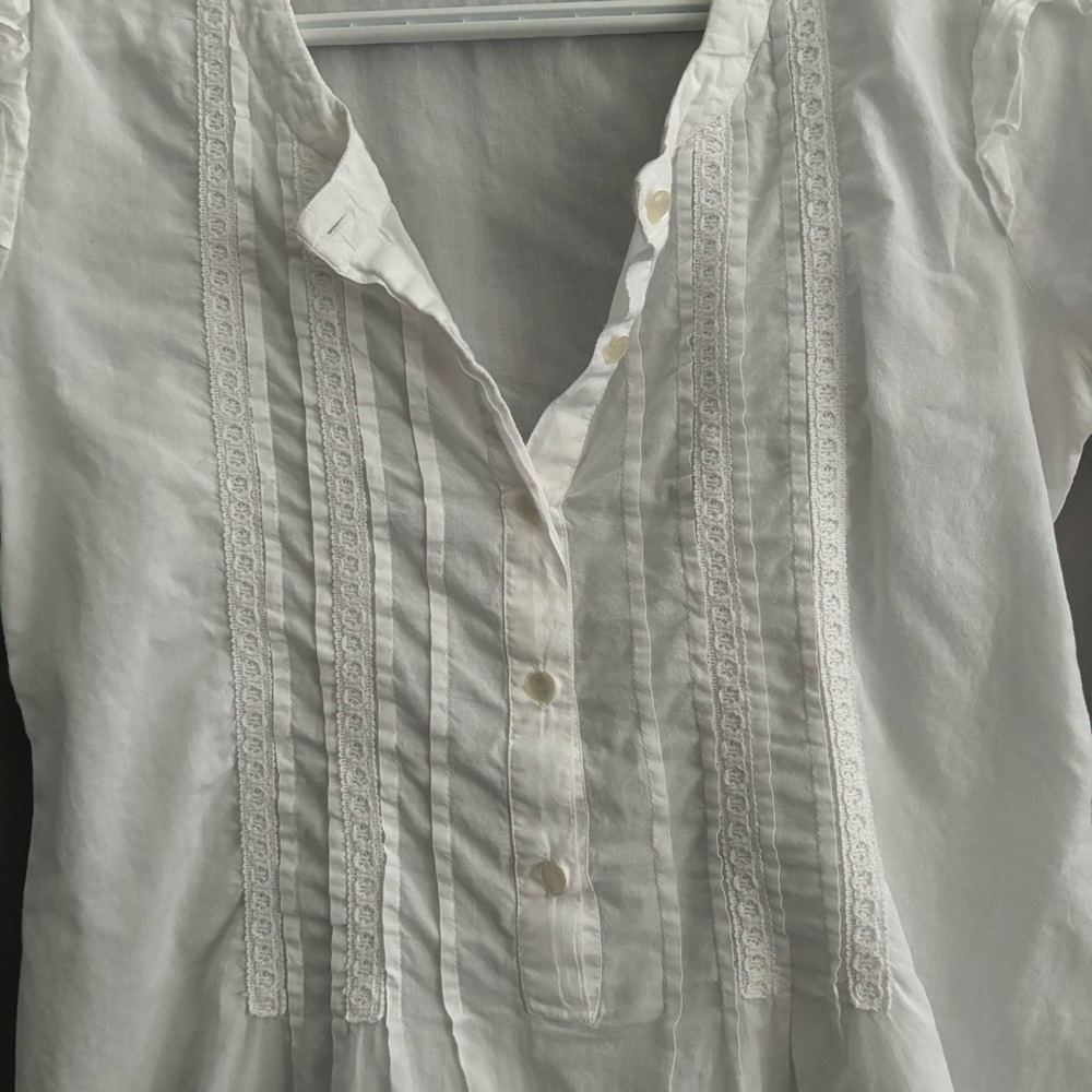 SPY White Short Sleeve Lace Pintuck Peasant Blouse - Picture 2 of 8